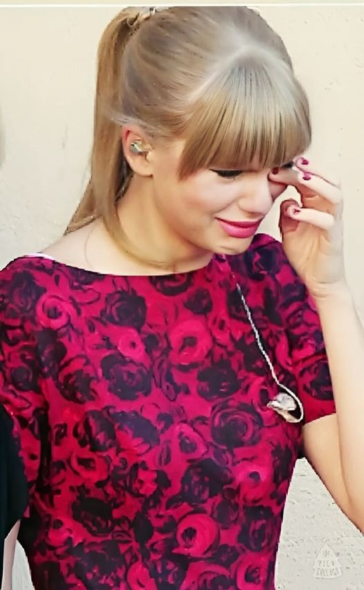 BREAKING: Fans shed tears and prayed for Taylor Swift after a heartbreaking announcement 