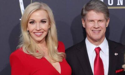 Chiefs’ owner Clark Hunt and Wife Tavia, announces they’re having a ‘baby NO.4’ Aren’t they too old for this?”