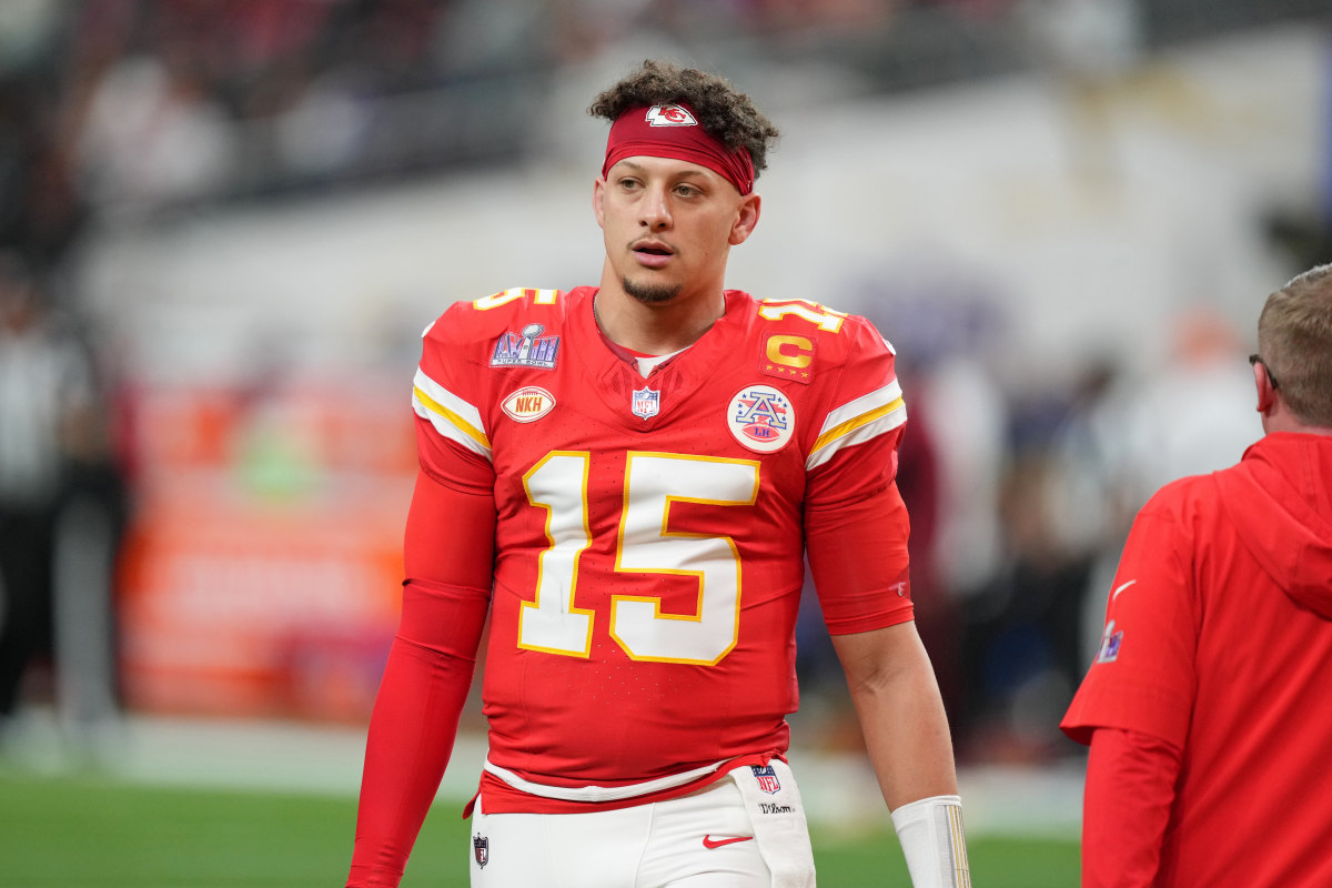 Breaking: KC Chiefs reportedly targeting talented megastar rated above Patrick Mahomes